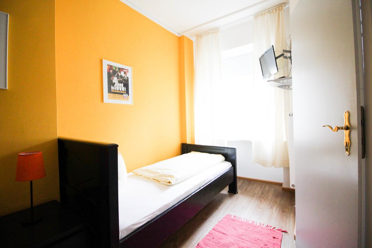 Hotel Pension Am Hauptbahnhof Munich Luaran gambar